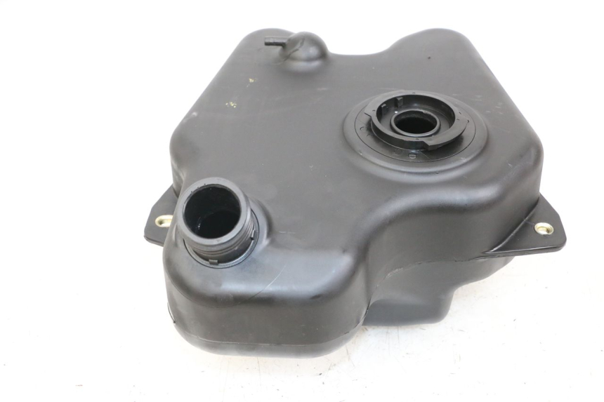 photo de KRAFTSTOFFTANK DAELIM A-FOUR 2T 50 (2005 - 2012) - Hauptansicht