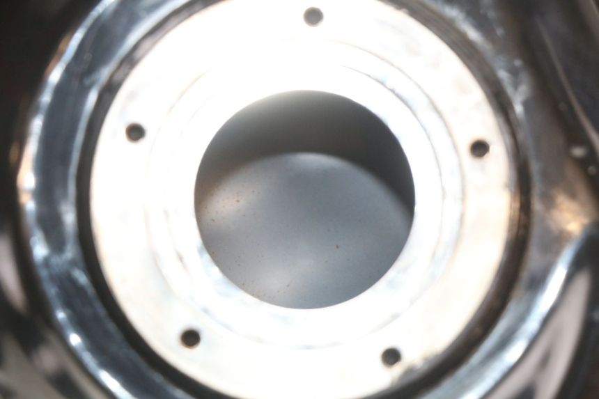 photo de KRAFTSTOFFTANK SUZUKI ADDRESS 110 (2015 - 2020) - Details der Befestigungspunkte