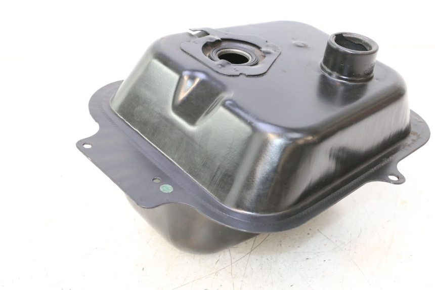photo de KRAFTSTOFFTANK KYMCO AGILITY 4T 50 (2005 - 2018) - Oberflächenzustand und Material