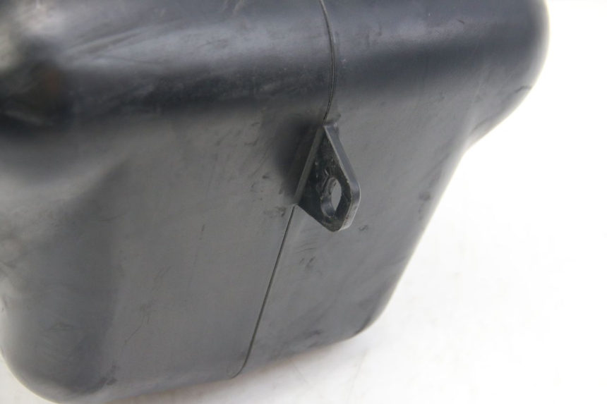 photo de KRAFTSTOFFTANK APRILIA ATLANTIC 500 (2002 - 2003) - Charakteristische Merkmale