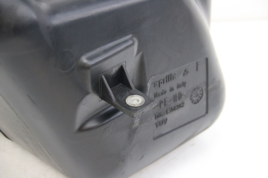 photo de KRAFTSTOFFTANK APRILIA ATLANTIC 500 (2002 - 2003) - Technische Nahaufnahme