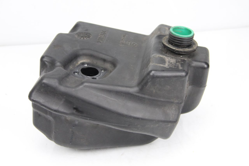 photo de KRAFTSTOFFTANK MBK BOOSTER SPIRIT NAKED 50 (2004 - 2017) - Oberflächenzustand und Material