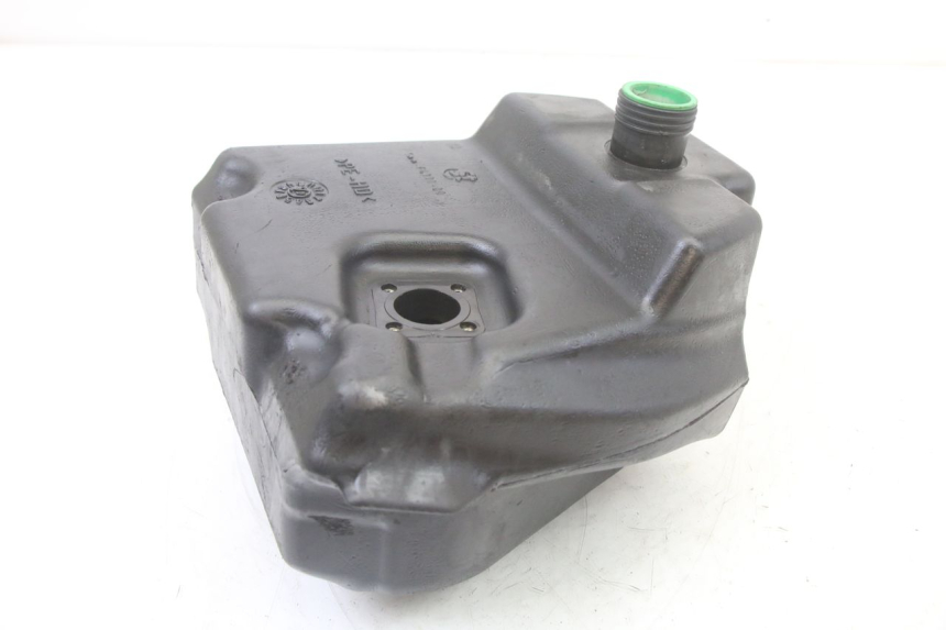 photo de KRAFTSTOFFTANK MBK BOOSTER SPIRIT NAKED 50 (2004 - 2017) - Zoom auf Gebrauchszustand