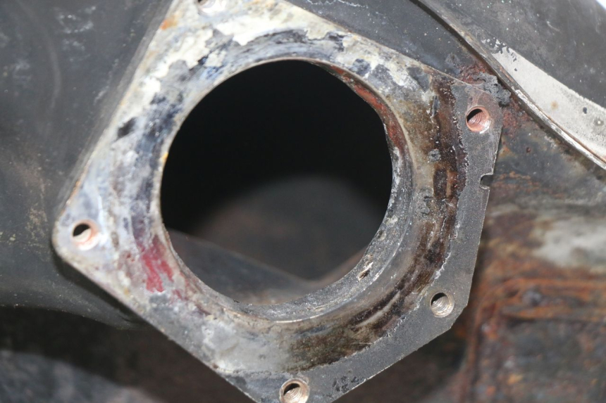 photo de KRAFTSTOFFTANK ROYAL ENFIELD BULLET CLASSIC 500 (2017 - 2020) - Zoom auf Gebrauchszustand