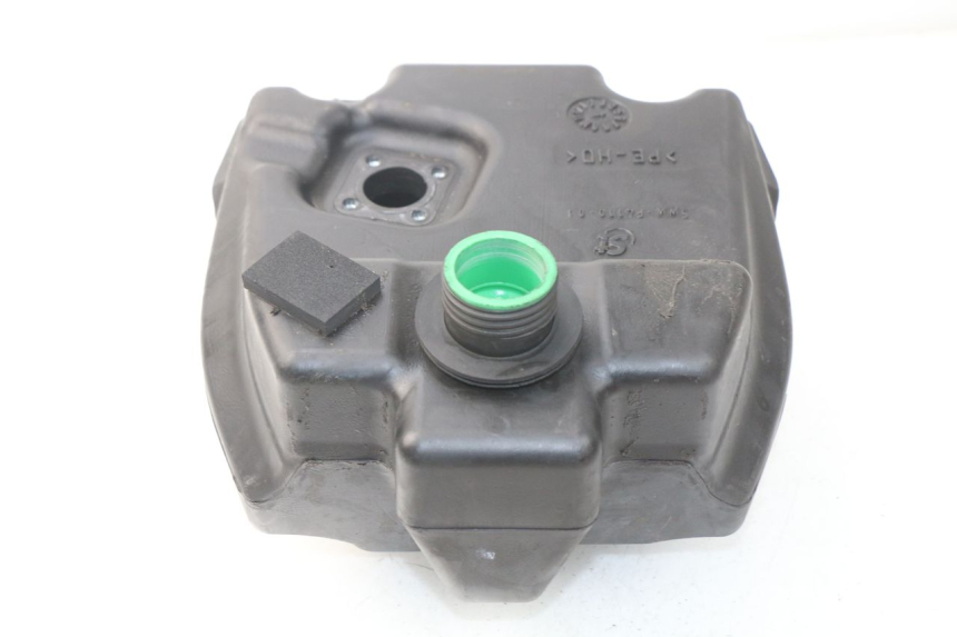 photo de KRAFTSTOFFTANK YAMAHA BW'S 50 (2004 - 2017) - Zoom auf Gebrauchszustand