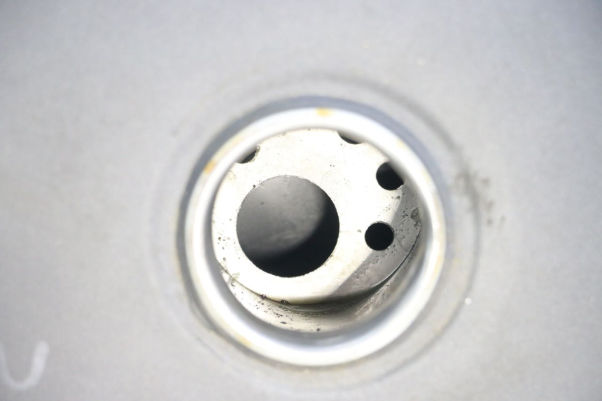 photo de KRAFTSTOFFTANK ARCHIVE CAFE RACER 4T 50 (2019 - 2024) - Zoom auf Gebrauchszustand