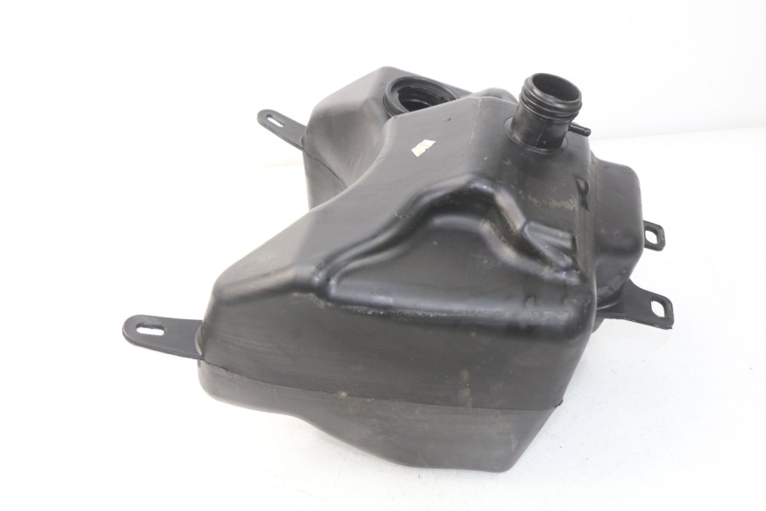 photo de KRAFTSTOFFTANK PIAGGIO CARNABY 125 (2007 - 2011) - Alternative Perspektive