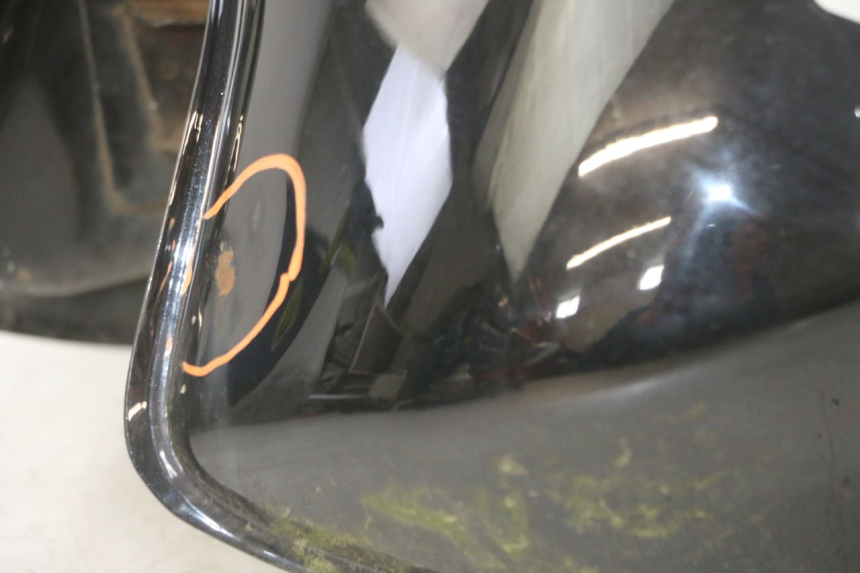 photo de KRAFTSTOFFTANK HONDA CBF 500 (2004 - 2007) - Zoom auf Komponenten