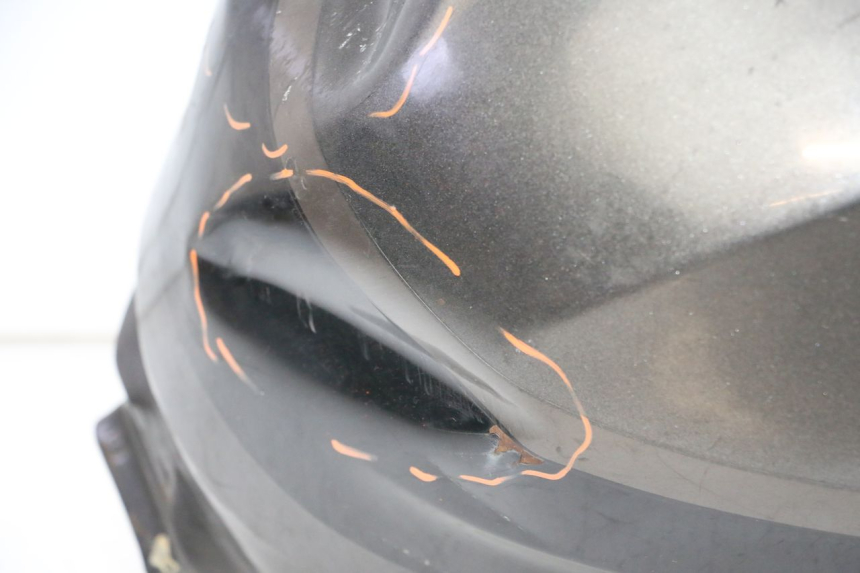 photo de KRAFTSTOFFTANK HONDA CBR F SC25 1000 (1989 - 1992) - Technische Nahaufnahme