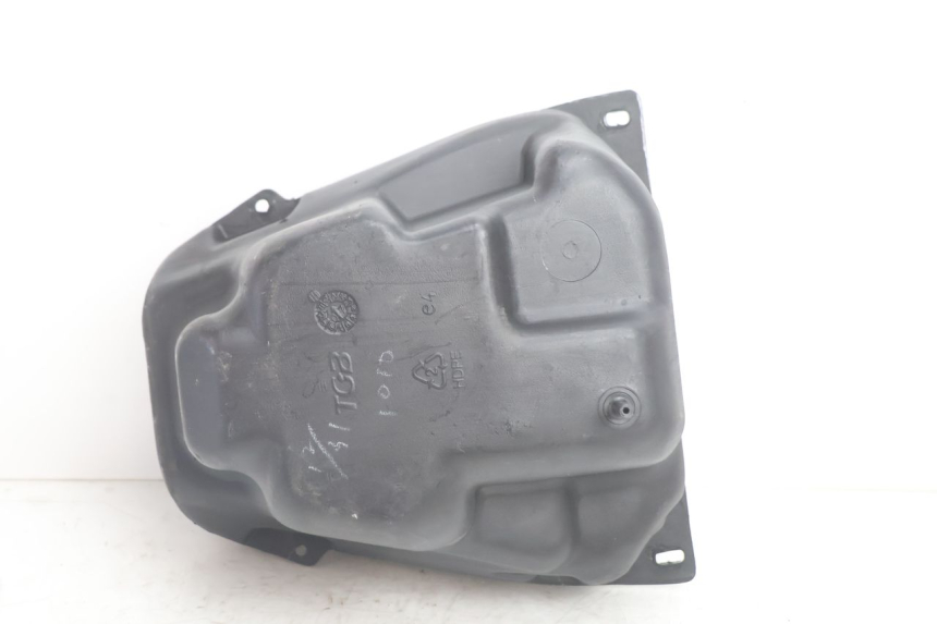 photo de KRAFTSTOFFTANK TGB CITY RS 50 (2011 - 2016) - Oberflächenzustand und Material