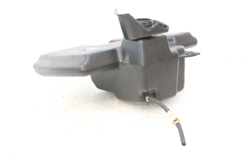 photo de KRAFTSTOFFTANK PEUGEOT CITYSTAR 2T 50 (2018 - 2021) - Oberflächenzustand und Material