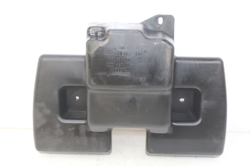 photo de KRAFTSTOFFTANK PEUGEOT CITYSTAR AIR 125 (2014 - 2017) - Detailansicht des Bauteils