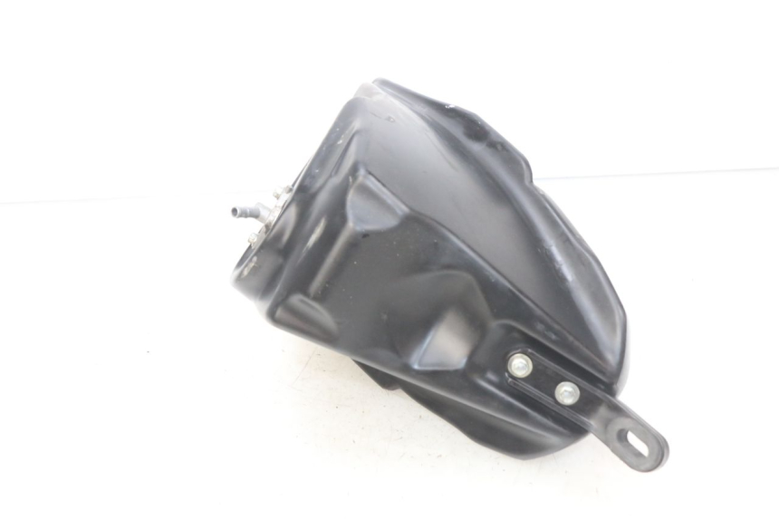 photo de KRAFTSTOFFTANK HONDA CRF CR-F 450 (2005 - 2008) - Detailansicht des Bauteils