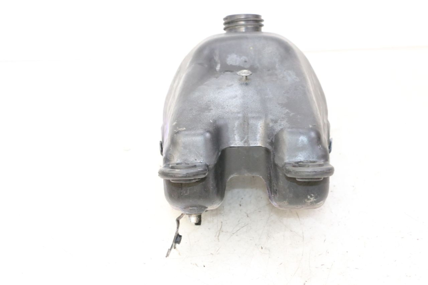 photo de KRAFTSTOFFTANK BSE DIRTBIKE PH10L 125 - Zoom auf Gebrauchszustand