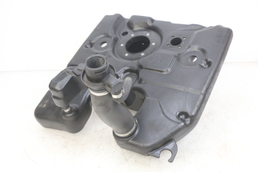 photo de KRAFTSTOFFTANK PEUGEOT DJANGO 4T 50 (2014 - 2019) - Hauptansicht