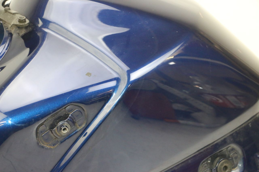 photo de KRAFTSTOFFTANK SUZUKI DL V STROM 1000 (2002 - 2007) - Detaillierte Sichtprüfung