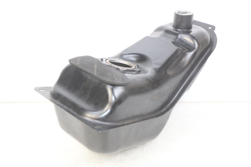 photo de KRAFTSTOFFTANK KYMCO DOWNTOWN ABS 125 (2015 - 2017) - Zoom auf Gebrauchszustand