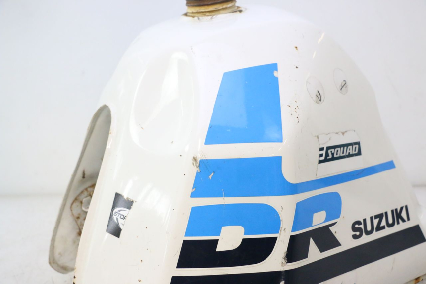 photo de KRAFTSTOFFTANK SUZUKI DR S 600 (1985 - 1989) - Detailansicht des Bauteils