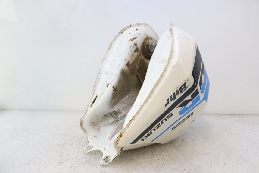 photo de KRAFTSTOFFTANK SUZUKI DR S 600 (1985 - 1989) - Technische Nahaufnahme