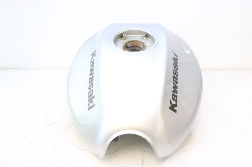 photo de KRAFTSTOFFTANK KAWASAKI ER-6 ER6 N 650 (2005 - 2009) - Oberflächenzustand und Material