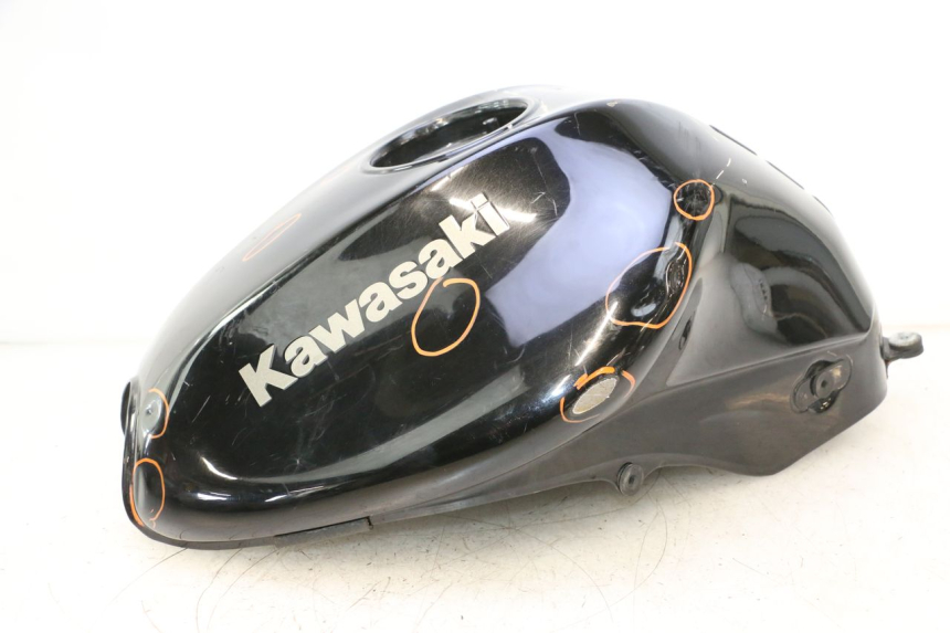 photo de KRAFTSTOFFTANK KAWASAKI ER-6 ER6 N 650 (2005 - 2009) - Detaillierte Sichtprüfung