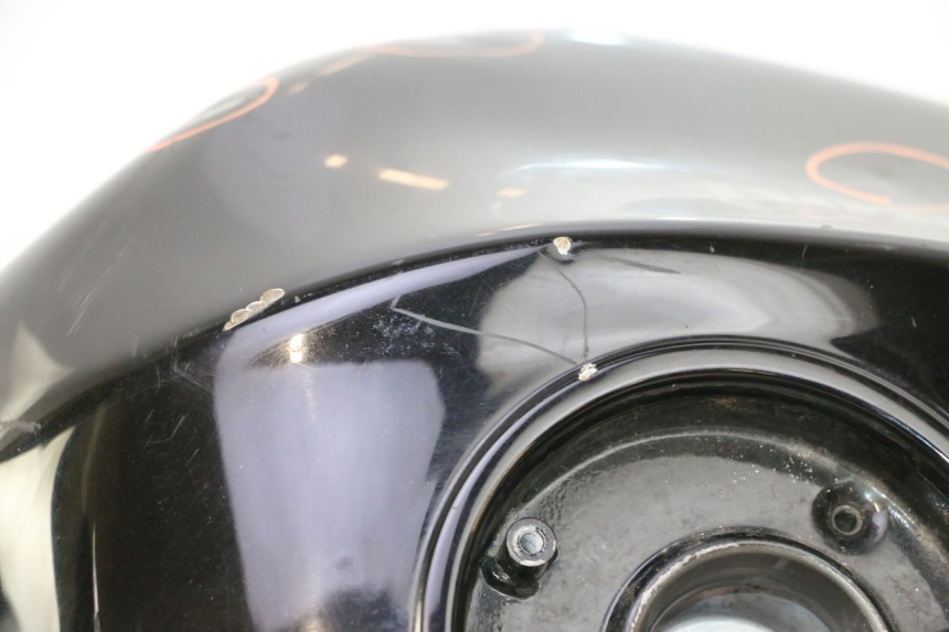 photo de KRAFTSTOFFTANK KAWASAKI ER-6 ER6 N 650 (2005 - 2009) - Zoom auf Gebrauchszustand