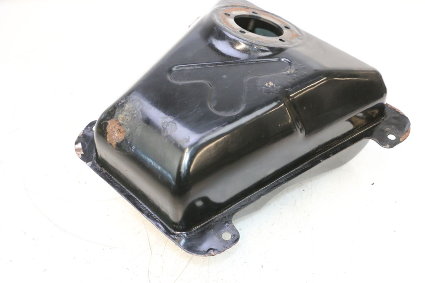 photo de KRAFTSTOFFTANK KEEWAY F-ACT FACT EVO 50 (2020 - 2026) - Oberflächenzustand und Material