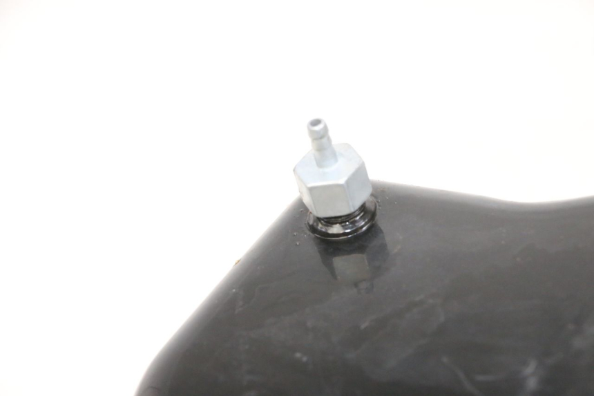 photo de KRAFTSTOFFTANK BTC FELICE SPORT 50 - Alternative Perspektive