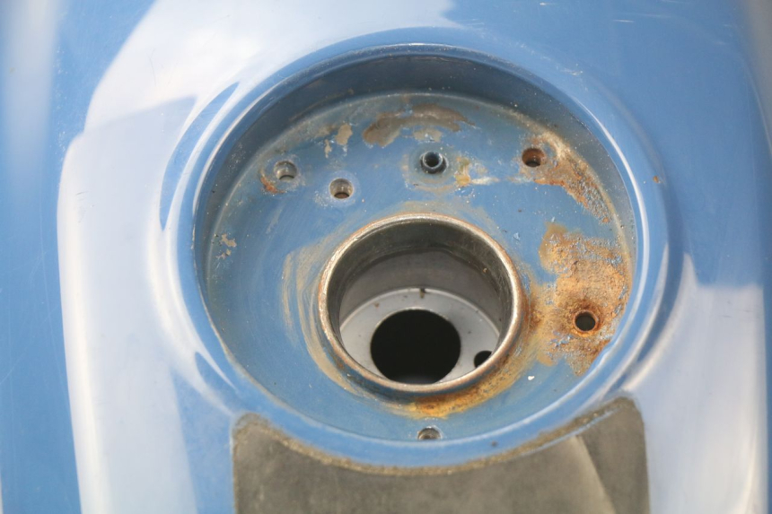 photo de KRAFTSTOFFTANK YAMAHA FJR ABS 1300 (2006 - 2012) - Hochauflösende Nahaufnahme