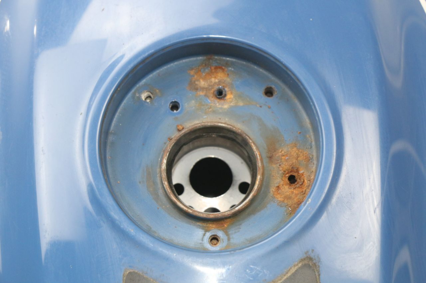 photo de KRAFTSTOFFTANK YAMAHA FJR ABS 1300 (2006 - 2012) - Hochauflösende Nahaufnahme