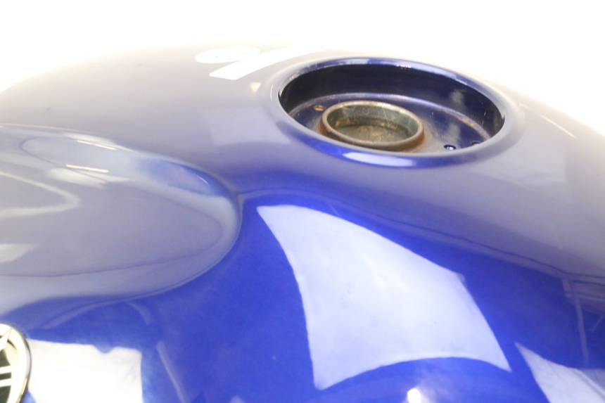 photo de KRAFTSTOFFTANK YAMAHA FJR 1300 (2001 - 2005) - Zoom auf Komponenten