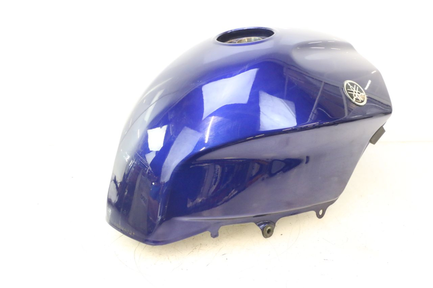 photo de KRAFTSTOFFTANK YAMAHA FJR 1300 (2001 - 2005) - Fokus auf die Struktur