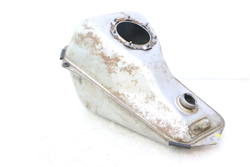 photo de KRAFTSTOFFTANK HONDA FJS SILVER WING SILVERWING 400 (2005 - 2008) - Fokus auf die Struktur