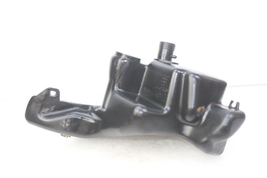 photo de KRAFTSTOFFTANK PIAGGIO FLY 2T 50 (2004 - 2017) - Zoom auf Gebrauchszustand