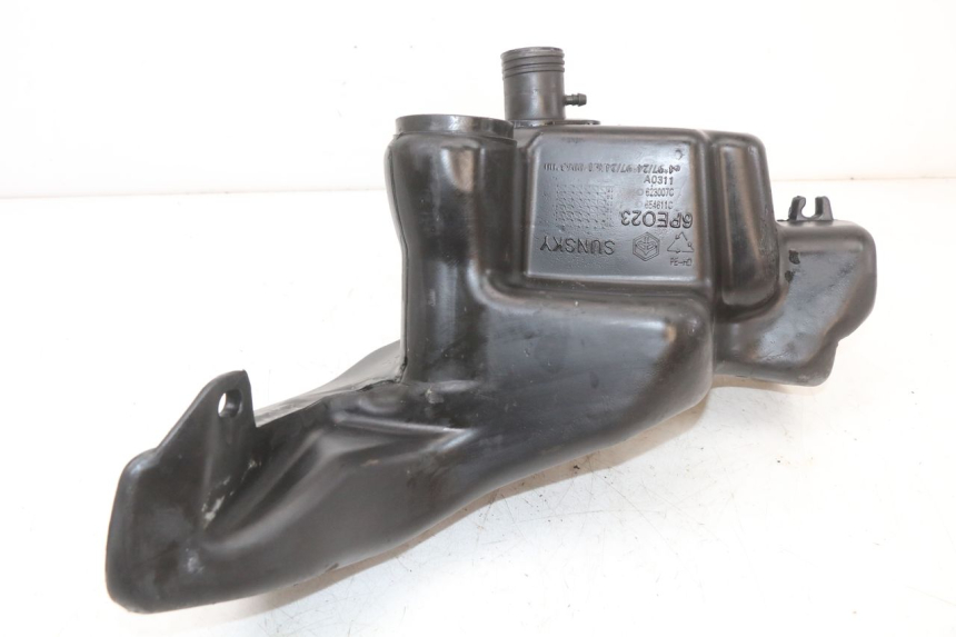 photo de KRAFTSTOFFTANK PIAGGIO FLY 2T 50 (2004 - 2017) - Zoom auf Gebrauchszustand