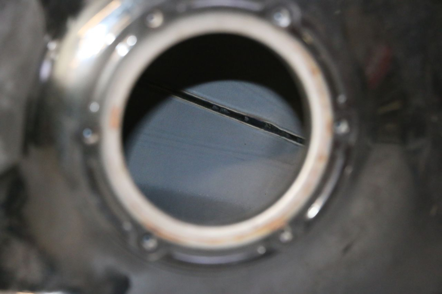 photo de KRAFTSTOFFTANK YAMAHA FZ6 FAZER S2 600 (2007 - 2011) - Detailansicht des Bauteils