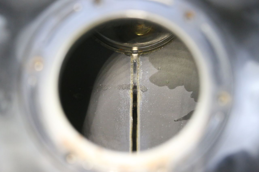 photo de KRAFTSTOFFTANK YAMAHA FZ6 N FAZER 600 (2004 - 2006) - Zoom auf Gebrauchszustand