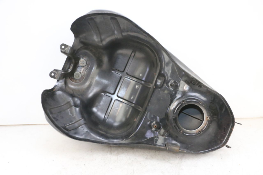 photo de KRAFTSTOFFTANK YAMAHA FZ6 N FAZER 600 (2004 - 2006) - Technische Nahaufnahme