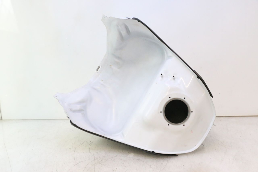 photo de KRAFTSTOFFTANK YAMAHA FZ8 800 (2010 - 2016) - Zoom auf Komponenten