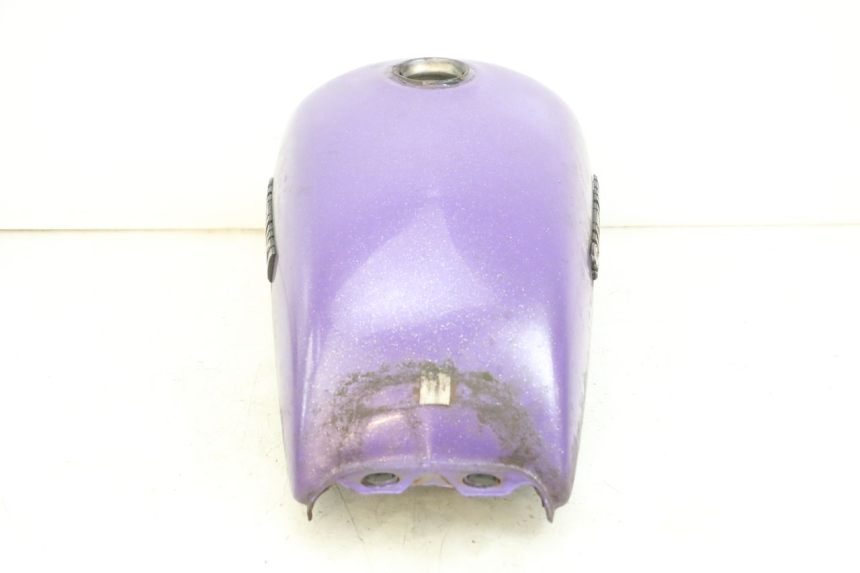 photo de KRAFTSTOFFTANK SUZUKI GN 125 (1997 - 2000) - Technische Nahaufnahme