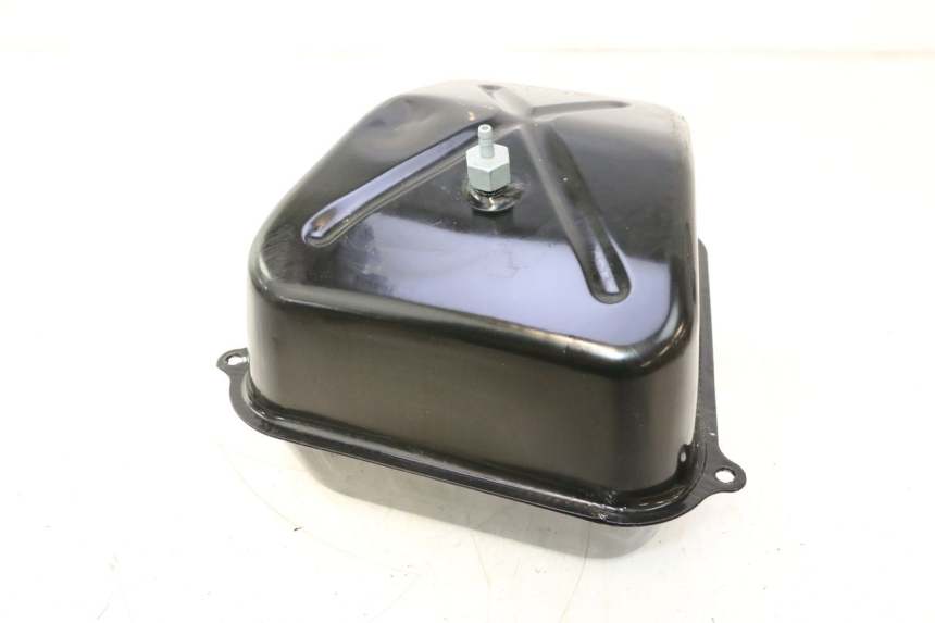 photo de KRAFTSTOFFTANK VASTRO GP 2T 50 (2013 - 2017) - Details der Befestigungspunkte