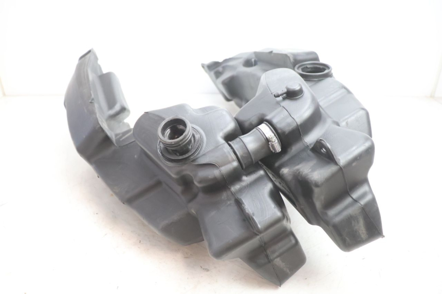 photo de KRAFTSTOFFTANK GILERA GP 800 (2007 - 2013) - Technische Nahaufnahme