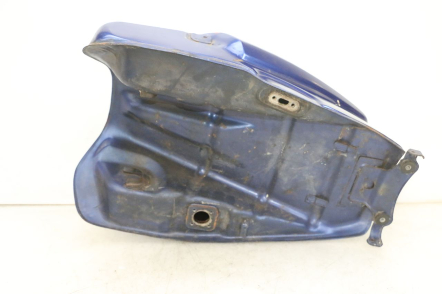 photo de KRAFTSTOFFTANK KAWASAKI GPX R WARBIRD 600 (1988 - 1993) - Technische Nahaufnahme