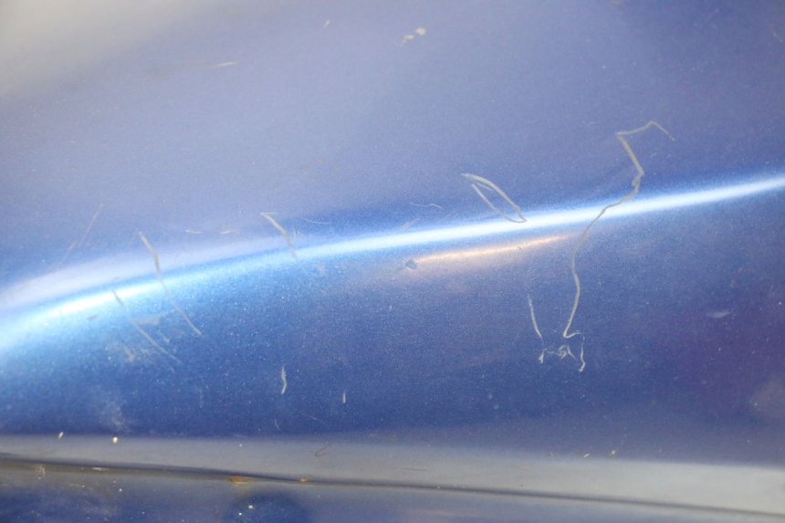 photo de KRAFTSTOFFTANK KAWASAKI GPX R WARBIRD 600 (1988 - 1993) - Oberflächenzustand und Material