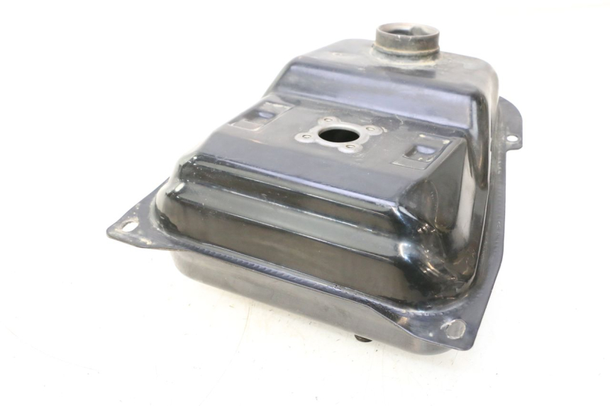 photo de KRAFTSTOFFTANK TNT MOTOR GRIDO 2T 50 (2010 - 2019) - Technische Nahaufnahme