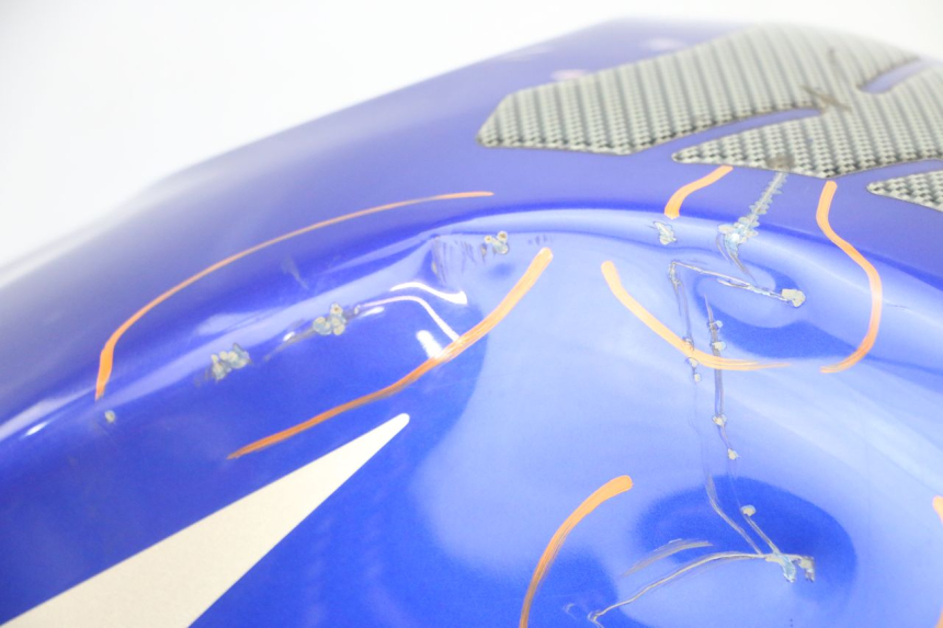 photo de KRAFTSTOFFTANK SUZUKI GS GSE 500 (2001 - 2003) - Zoom auf Gebrauchszustand