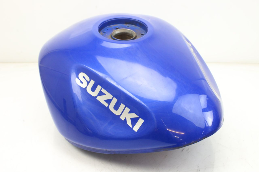 photo de KRAFTSTOFFTANK SUZUKI GSF S BANDIT 600 (2000 - 2004) - Charakteristische Merkmale