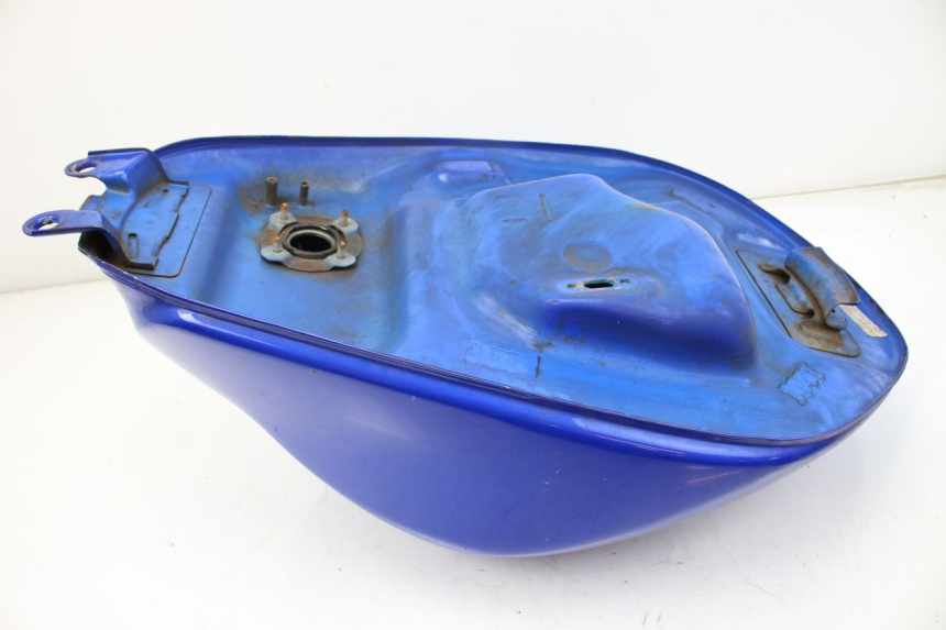 photo de KRAFTSTOFFTANK SUZUKI GSF S BANDIT 600 (2000 - 2004) - Zoom auf Gebrauchszustand