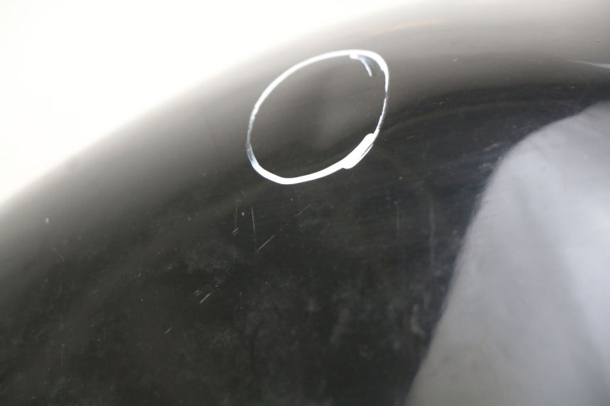 photo de KRAFTSTOFFTANK SUZUKI GSX-F GSX  F 1100 (1988 - 1994) - Ergänzendes Produktfoto