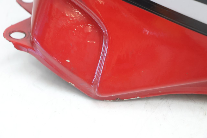 photo de KRAFTSTOFFTANK SUZUKI GSX F GSXF 750 (1988 - 1998) - Details der Befestigungspunkte